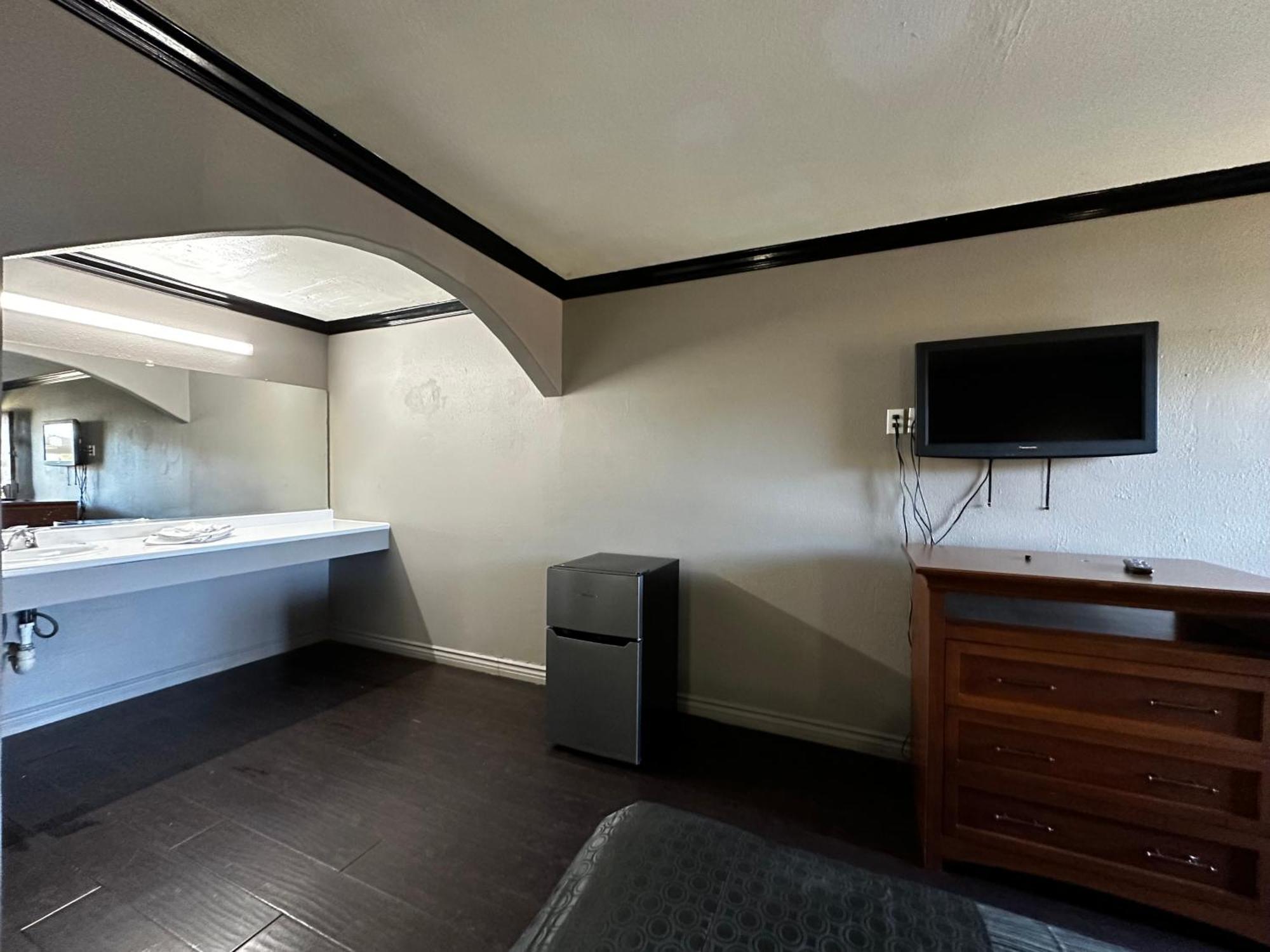 Sunpark Inn & Suites San Bernardino Exterior photo
